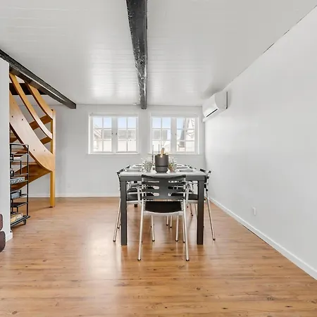 Cozy In With Kitchen 福堡